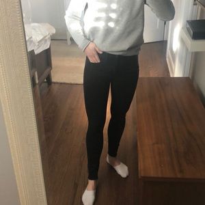 Madewell Roadtripper black denim 26